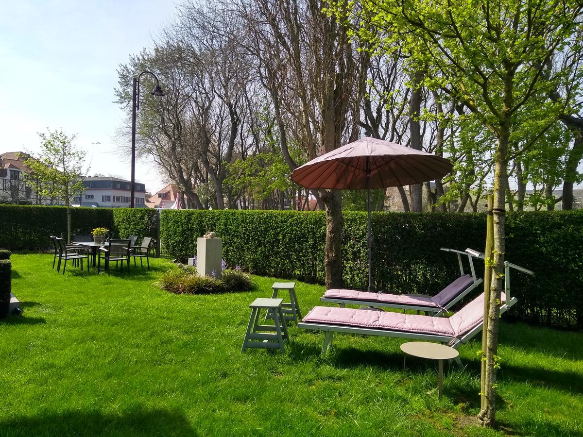 Apostrophe - 3* Le Coq